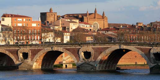 Hyra husbil Toulouse