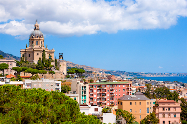 Road Trip Sicilien Messina hamn