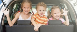 Lugna barn i bilen - så blir resan bekväm och enkel för hela familjen
